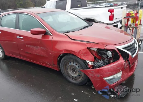 2013 Nissan Altima 2.5 S z USA, uszkodzony, nr VIN 1N4AL3AP4DN525490